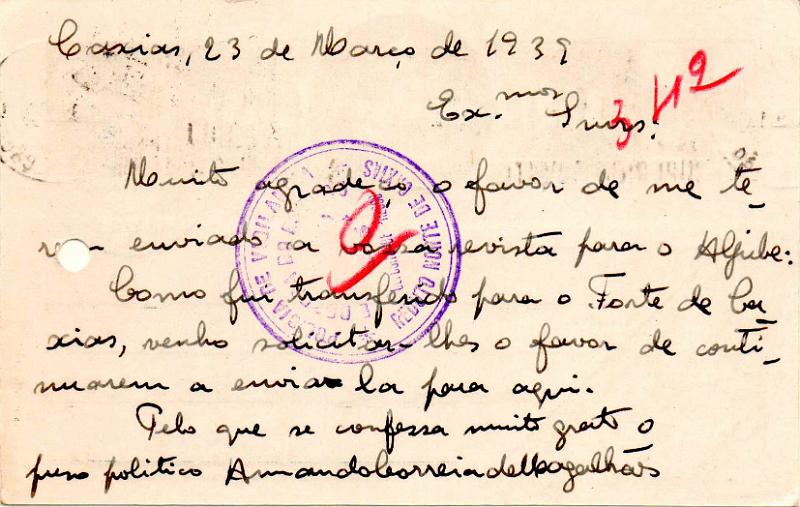 0751 v.jpg -     Lote:    751 (verso)                   Descrição:         Censuras políticas. 1936/39 &mdash; Tudo pela Nação. OM83, 25c azul. Circulado de Caxias (23.03.39) para Lisboa. Censurado. Carimbo batido a violeta "POLÍCIA DE VIGILÂNCIA E SEGURANÇA DO ESTADO / REDUTO NORTE DE CAXIAS". Furos de arquivo        PI       Valor Base:     &euro; 20,00     Valor Venda:     &euro;      
